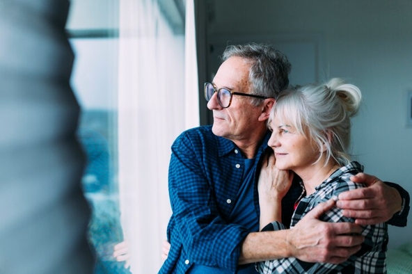 aseguradoras van por los adultos mayores